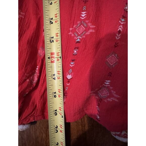 Mudd Girls Boho Crinkle Geometric Y2K Knot Hem Vibrant Bell Sleeves Red Top XL - Picture 5 of 8